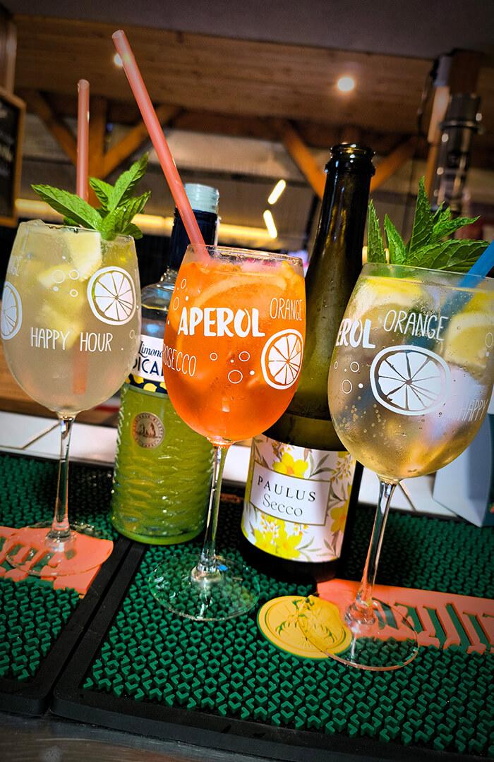 Limoncello és Aperol spritz a zamárdi Balázs Bisztróban.